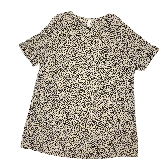 H&M Dresses & Skirts - H&M Animal Print Short Sleeve Dress Sz 12